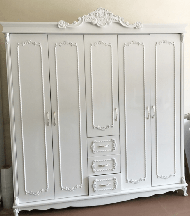 Các yếu tố ảnh hưởng đến chi phí đầu tư tủ tân cổ điển 5 cánh 